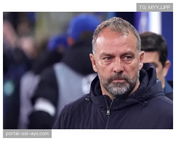 弗里克回应高位防守质疑，称战术调整旨在降低球员伤病风险